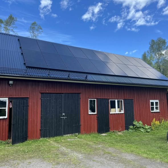 Lantbruksinstallation av solceller i Sunnemo